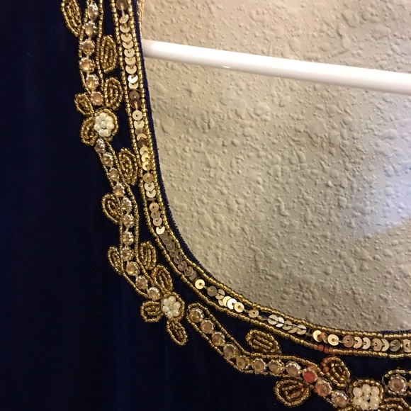 Beautiful Indian styled Anarkali Suit - Picture 3 of 3